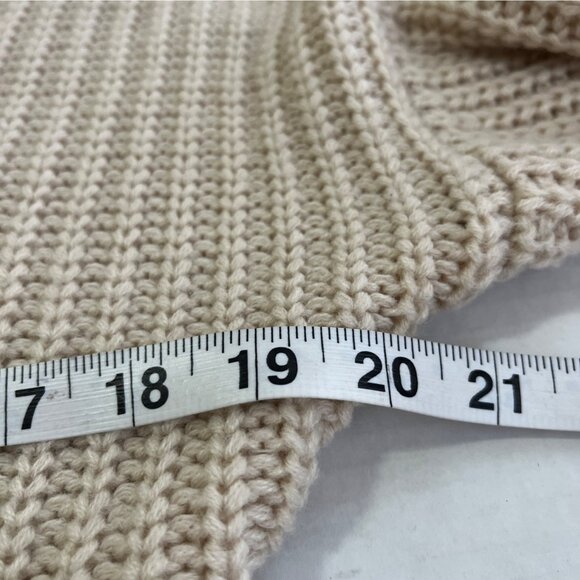 Moon & Madison Womens Cropped Cable Knit Sweater Sz M Chunky Cottage Fisherman. - Picture 4 of 10